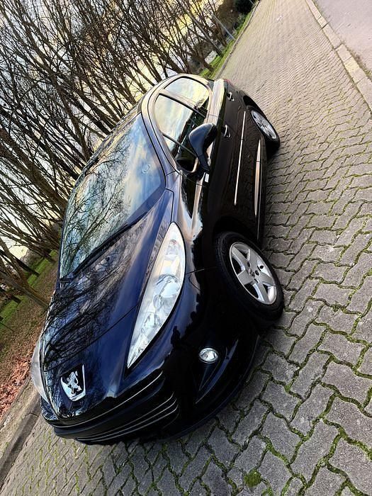 Usado 2010 Peugeot 207 Sedan | € 3.990 (Bom preço) - Imagem 1/4