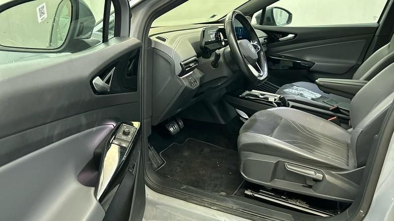 Usado VW ID.5 Pro Performance 150 kW (204 HP) 2023 Cinzento SUV