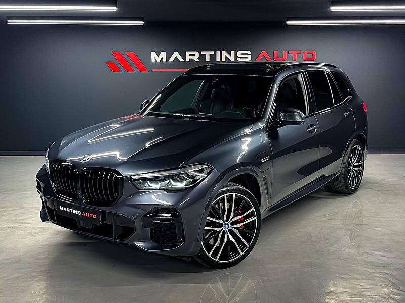 Cinza Usado 2023 BMW X5 SUV | € 74.990 - Imagem 1/4