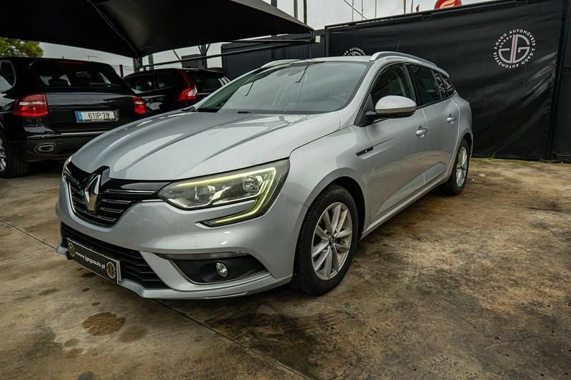 Usado Renault Mégane IV 110 HP (80 kW) 2018 Cinzento Carrinha
