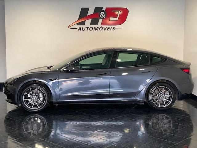 Usado Tesla Model 3 Standard Range 208 kW (283 HP) 2023 Cinzento Sedan
