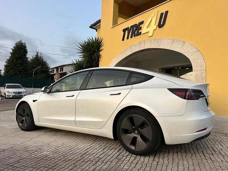 Usado Tesla Model 3 258 kW (351 HP) 2020 Branco Sedan