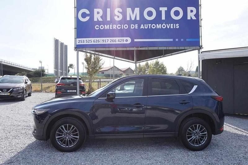Azul Usado 2017 Mazda CX-5 SUV | € 18.750 (Preço justo) - Imagem 1/4
