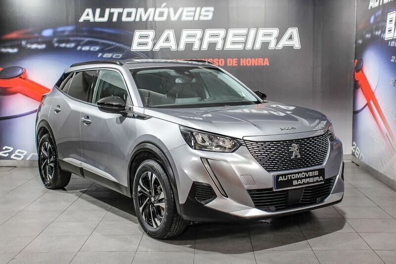 Cinza Usado 2022 Peugeot e-2008 Allure SUV | € 21.500 (Bom preço) - Imagem 1/4