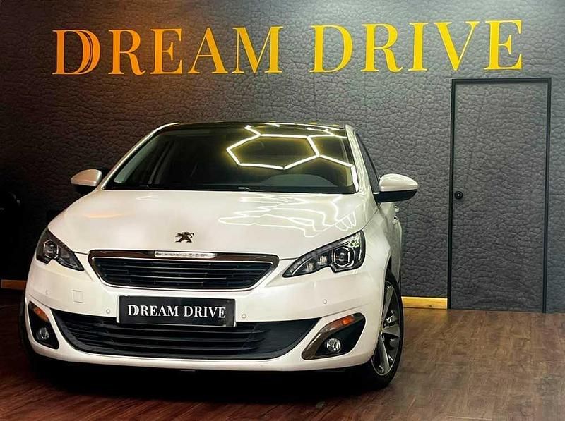 Branco Usado 2015 Peugeot 308 | € 11.499 (Preço justo) - Imagem 1/4