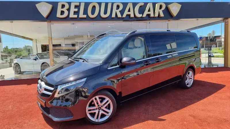 Preto Usado 2022 Mercedes V300 Avantgarde Monovolume | € 70.000 - Imagem 1/4