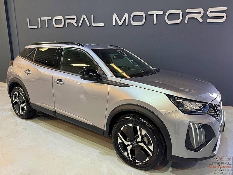 Cinza Usado 2024 Peugeot 2008 Allure SUV | € 22.500 (Preço justo) - Imagem 1/4