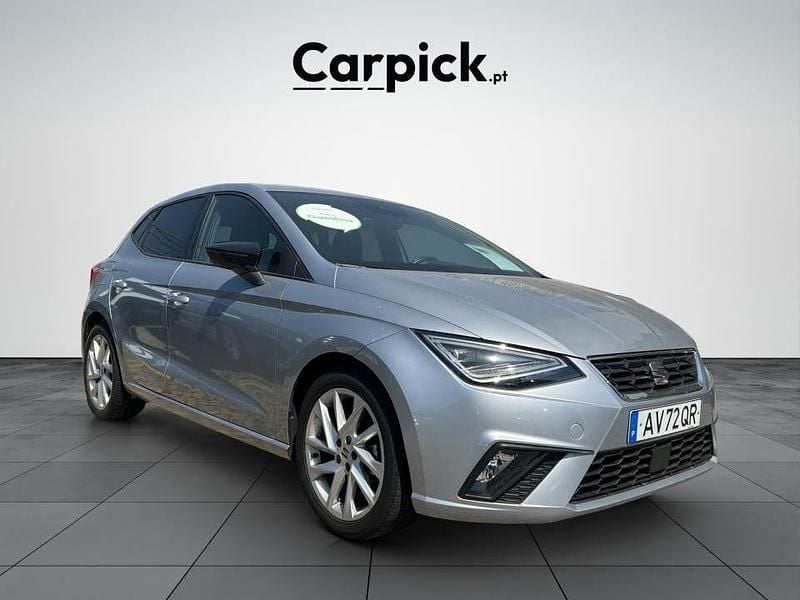 Usado Seat Ibiza FR 95 HP (69 kW) 2023 Cinza Citadino