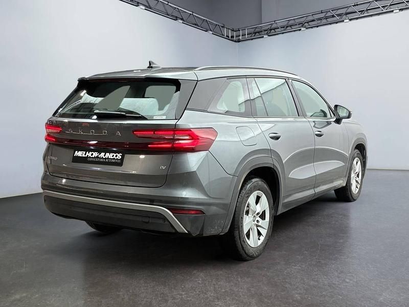 Usado Skoda Kodiaq 150 HP (110 kW) 2025 Cinzento SUV