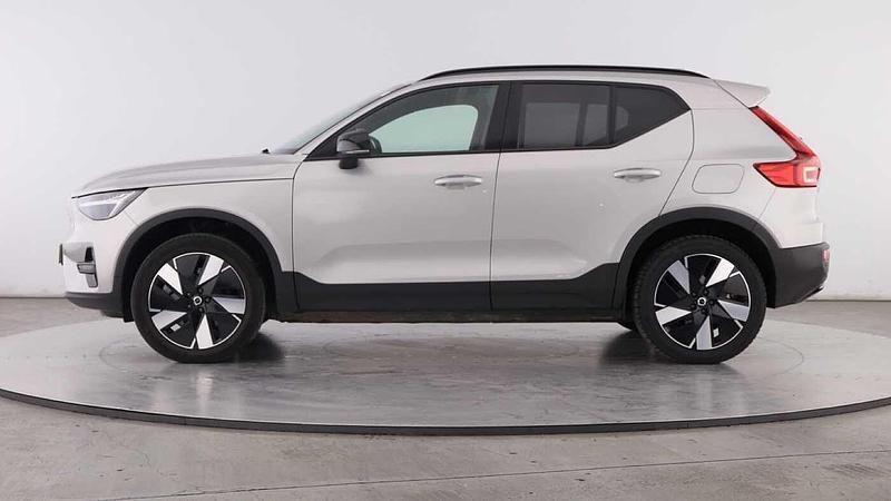 Usado Volvo XC40 184 kW (251 HP) 2024 Prateado SUV