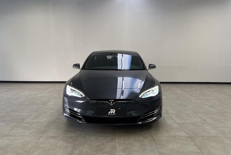 Usado Tesla Model S 411 kW (560 HP) 2020 Cinza Citadino