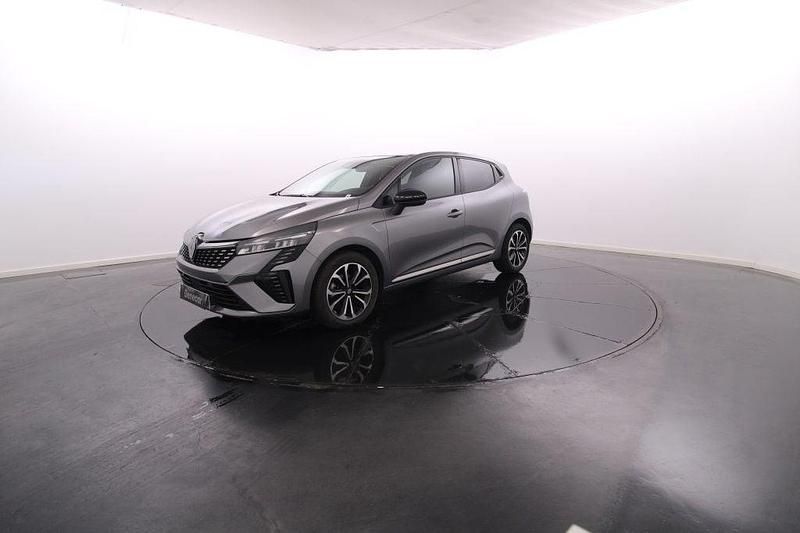 Cinza Usado 2024 Renault Clio V Techno | € 21.450 (Caro) - Imagem 1/4