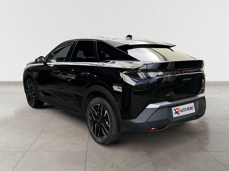 Usado Peugeot 3008 Allure 136 HP (100 kW) 2025 Preto SUV