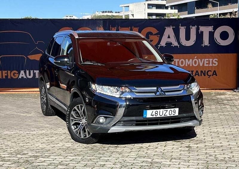 Preto Usado 2018 Mitsubishi Outlander SUV | € 19.990 (Preço justo) - Imagem 1/4