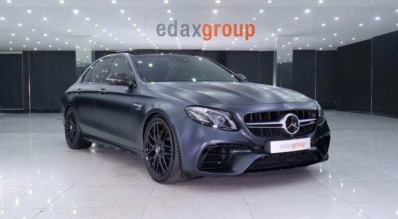 Usado Mercedes E63 AMG AMG 612 HP (450 kW) 2018 Cinza Carrinha