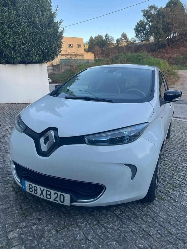 Usado Renault Zoe 80 kW (109 HP) 2019 Branco Citadino