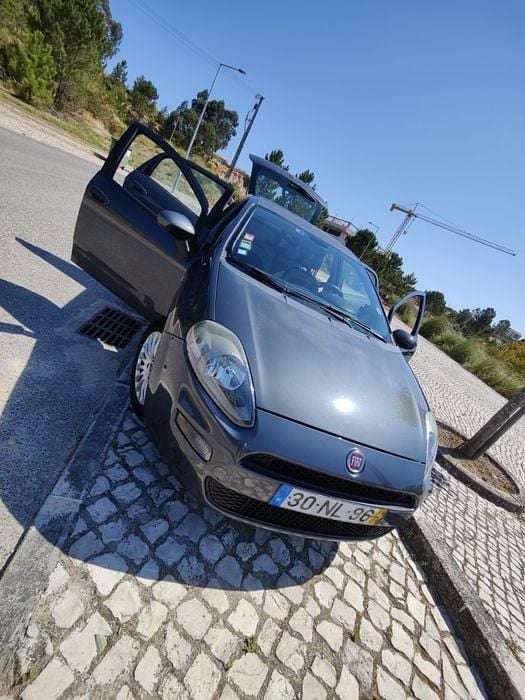 Usado 2013 Fiat Punto Citadino | € 4.000 (Bom preço) - Imagem 1/4