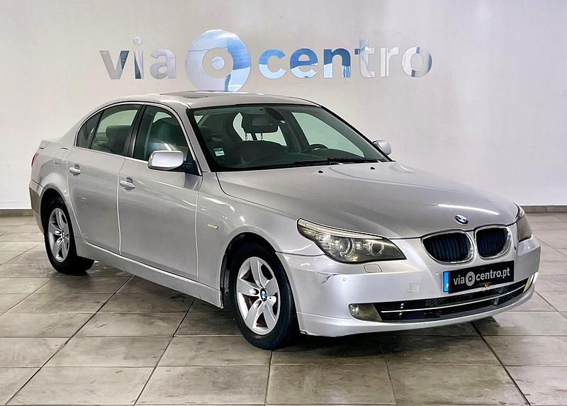 Cinza prata Usado 2008 BMW 520 Sedan | € 10.400 (Preço justo) - Imagem 1/4