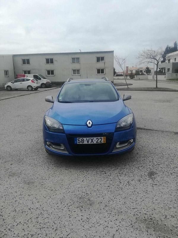 Azul Usado 2019 Renault Mégane GrandTour Carrinha | € 6.500 - Imagem 1/4