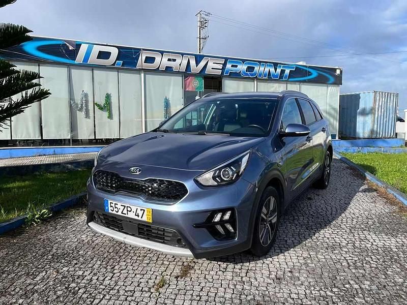 Usado Kia Niro Urban 141 HP (103 kW) 2019 Cinza SUV