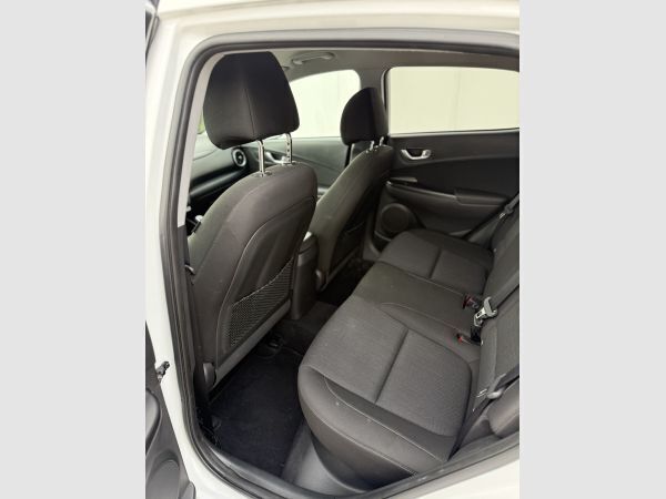 Branco Usado 2023 Hyundai Kauai Premium SUV | € 19.900 (Preço justo) - Imagem 1/4