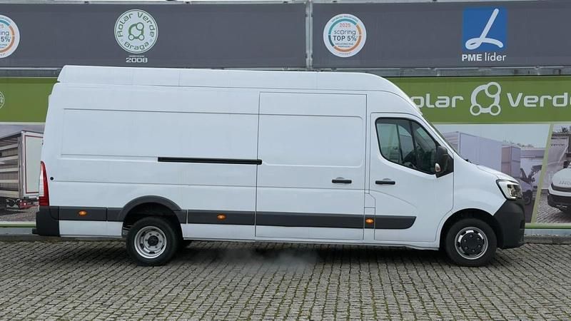 Usado Renault Master 165 HP (121 kW) 2020 Branco Monovolume