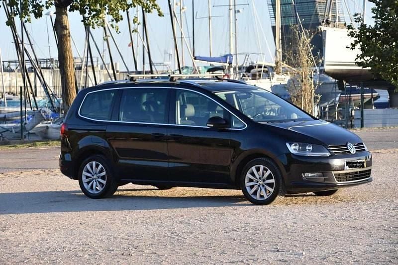 Usado VW Sharan 150 HP (110 kW) 2017 Preto Monovolume