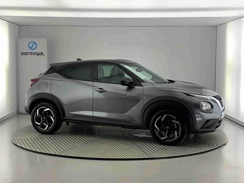 Cinzento Usado 2024 Nissan Juke SUV | € 24.490 (Preço elevado) - Imagem 1/4