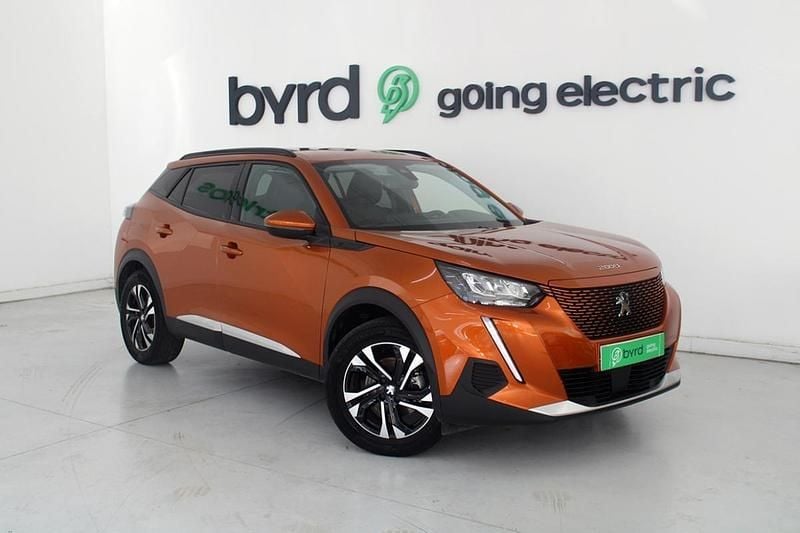 Laranja Usado 2021 Peugeot e-2008 Allure SUV | € 21.900 (Preço justo) - Imagem 1/4