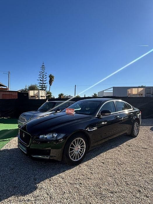 Usado 2018 Jaguar XF Sedan | € 15.990 (Bom preço) - Imagem 1/4