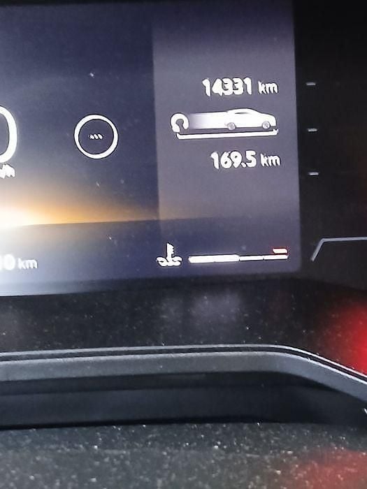 Usado 2023 Renault Clio V Sedan | € 15.600 (Bom preço) - Imagem 1/4