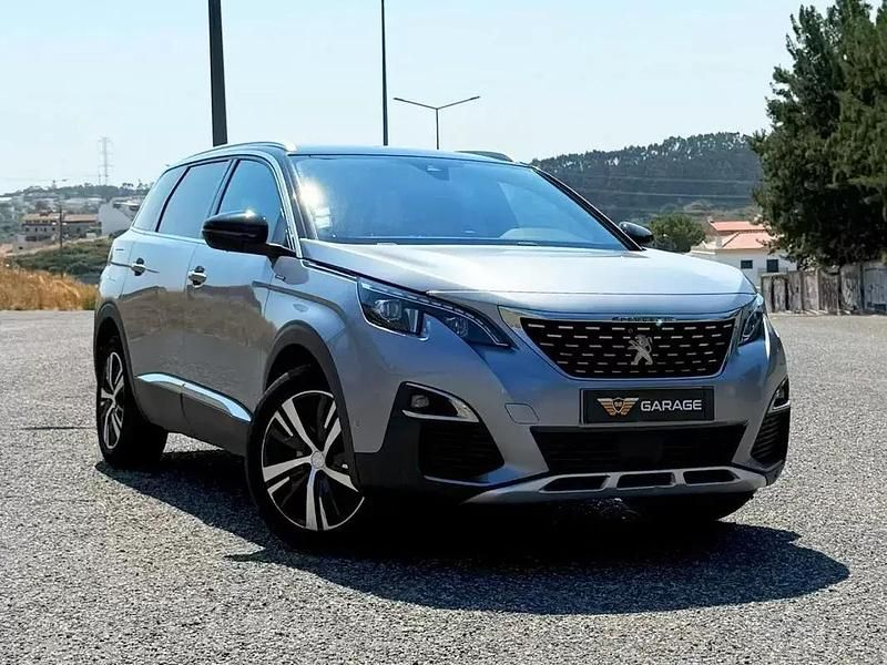 Cinza Usado 2020 Peugeot 5008 GT-line Monovolume | € 24.900 (Preço justo) - Imagem 1/4