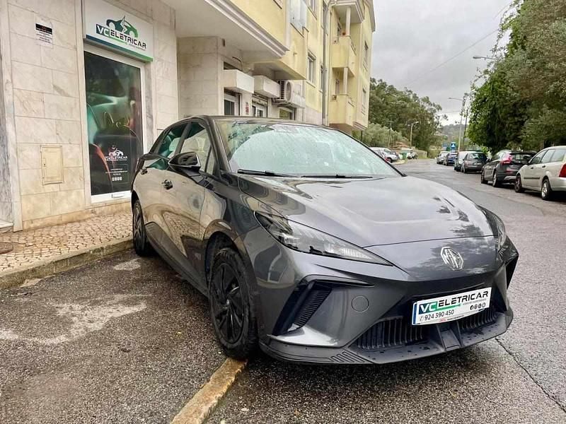 Preto Novo 2025 MG MG4 EV Citadino | € 25.000 (Preço justo) - Imagem 1/4