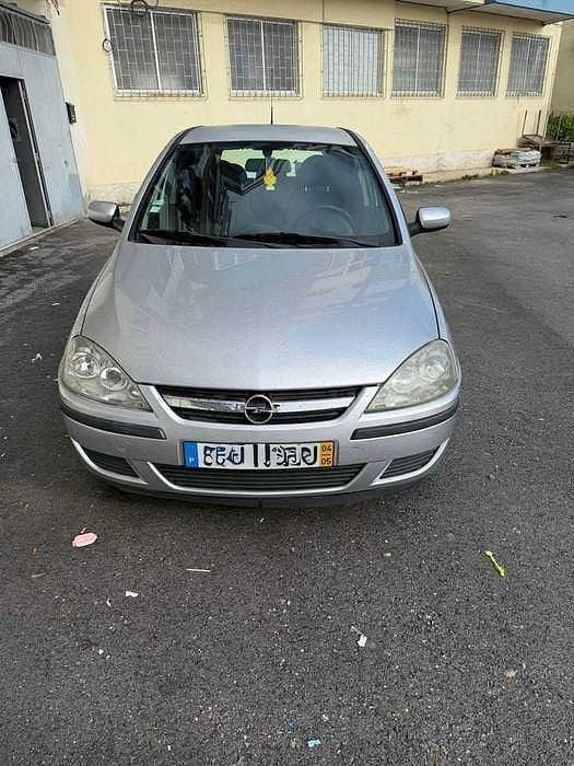 Usado 2005 Opel Corsa Sedan | € 2.222 (Preço justo) - Imagem 1/4