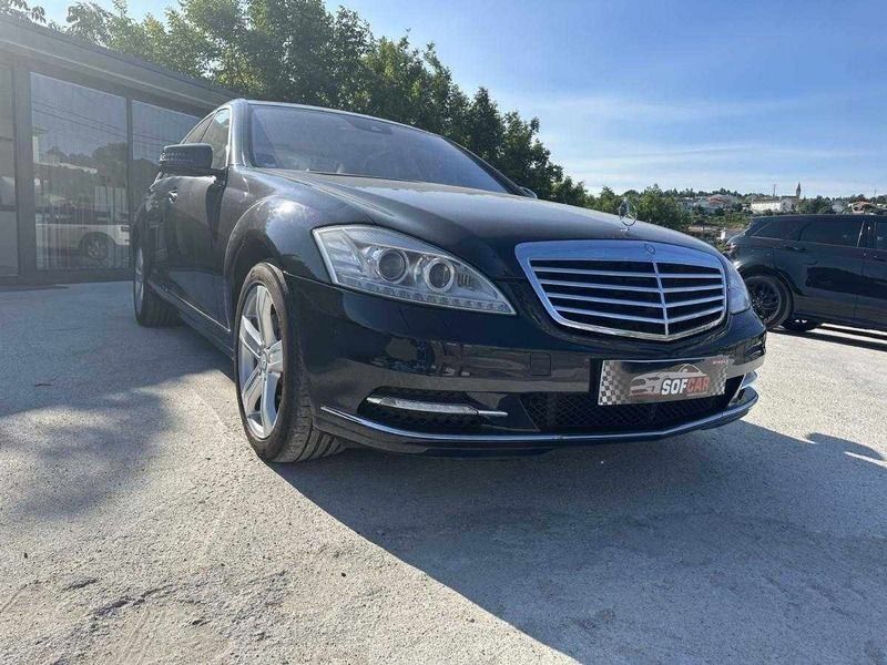 Usado Mercedes S450 320 HP (235 kW) 2010 Preto Sedan