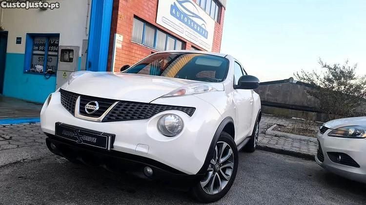 Branco Usado 2014 Nissan Juke Acenta Connect SUV | € 10.900 (Preço justo) - Imagem 1/1