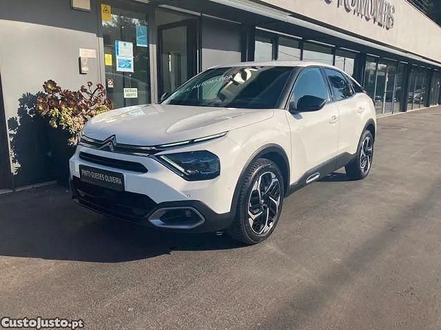Branco Usado 2023 Citroën C4 PureTech Sedan | € 18.500 (Preço justo) - Imagem 1/1