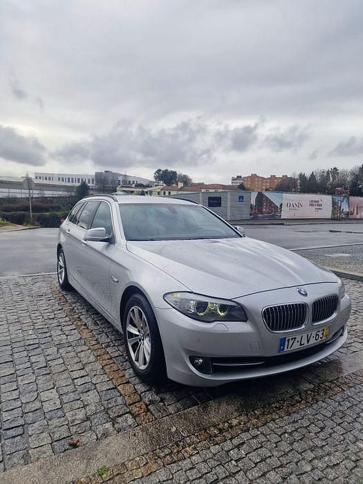 Usado 2011 BMW 520 Luxury Line Carrinha | € 15.000 (Bom preço) - Imagem 1/4