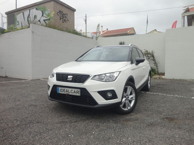 Branco Usado 2018 Seat Arona Style SUV | € 17.900 (Caro) - Imagem 1/4