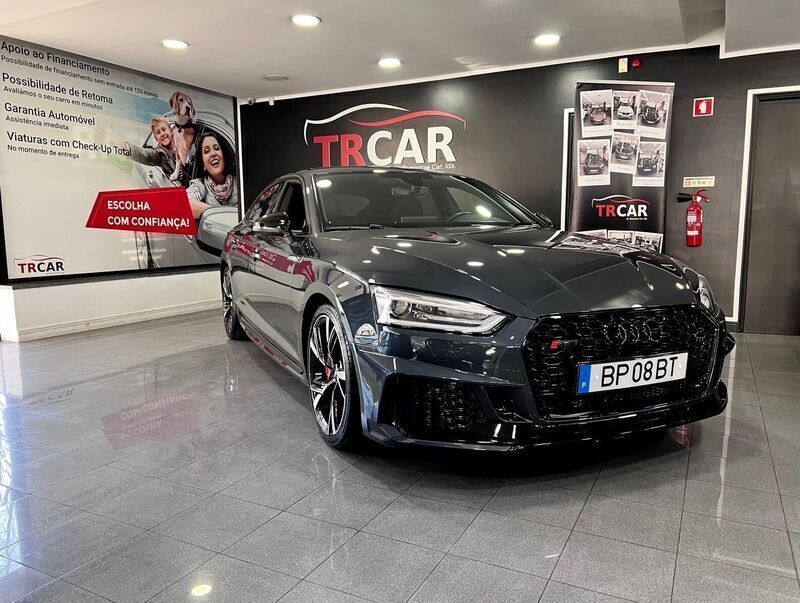 Cinza Usado 2019 Audi A5 Black Edition Coupé | € 39.990 (Preço justo) - Imagem 1/4