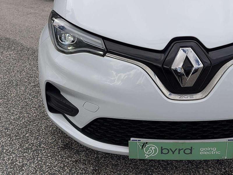 Usado Renault Zoe Life 79 kW (108 HP) 2021 Branco Citadino