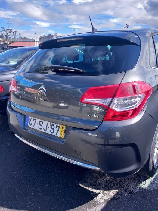 Usado 2013 Citroën C4 Sedan | € 7.000 (Preço justo) - Imagem 1/4