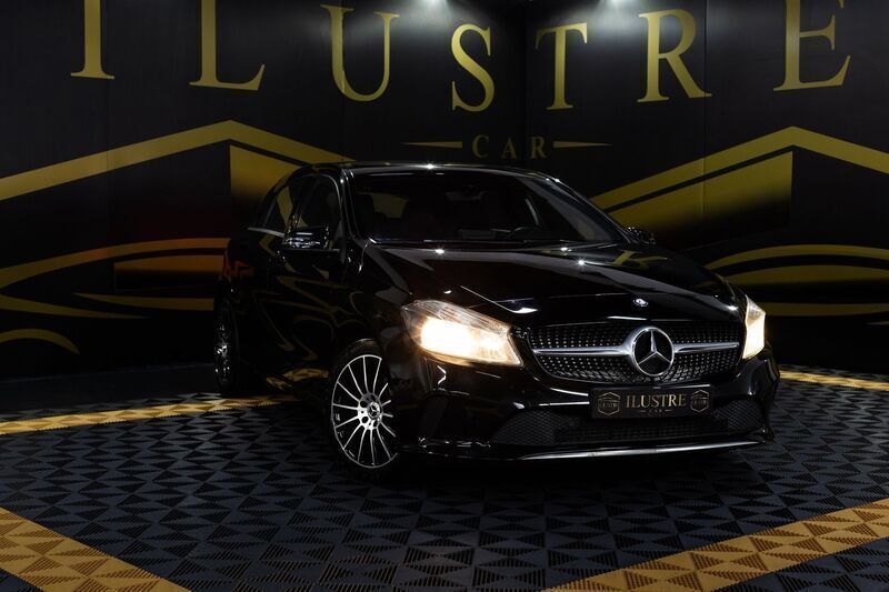 Preto Usado 2017 Mercedes A180 Urban | € 18.900 (Preço justo) - Imagem 1/4
