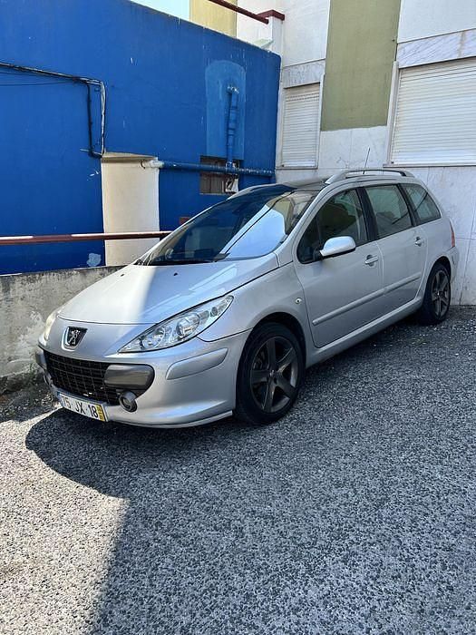 Usado 2008 Peugeot 307 Sedan | € 4.650 (Preço justo) - Imagem 1/4