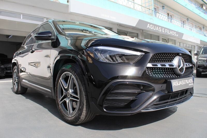 Preto Usado 2024 Mercedes GLA180 AMG line SUV | € 49.990 (Preço elevado) - Imagem 1/4