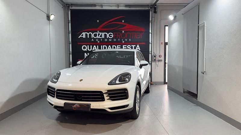 Branco Usado 2020 Porsche Cayenne SUV | € 70.000 - Imagem 1/4