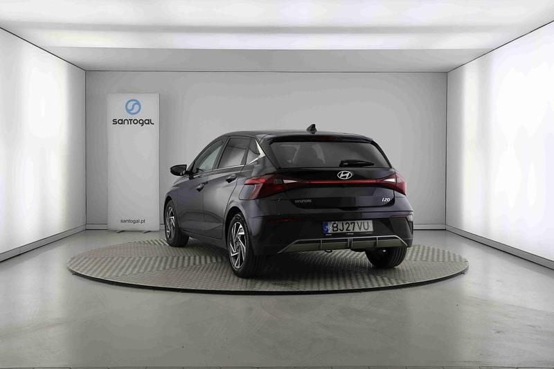 Usado Hyundai i20 84 HP (61 kW) 2024 Cinzento Citadino