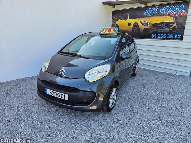 Cinza Usado 2006 Citroën C1 Citadino | € 2.950 (Bom preço) - Imagem 1/1