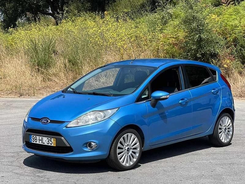 Azul Usado 2009 Ford Fiesta Citadino | € 4.200 (Preço justo) - Imagem 1/4