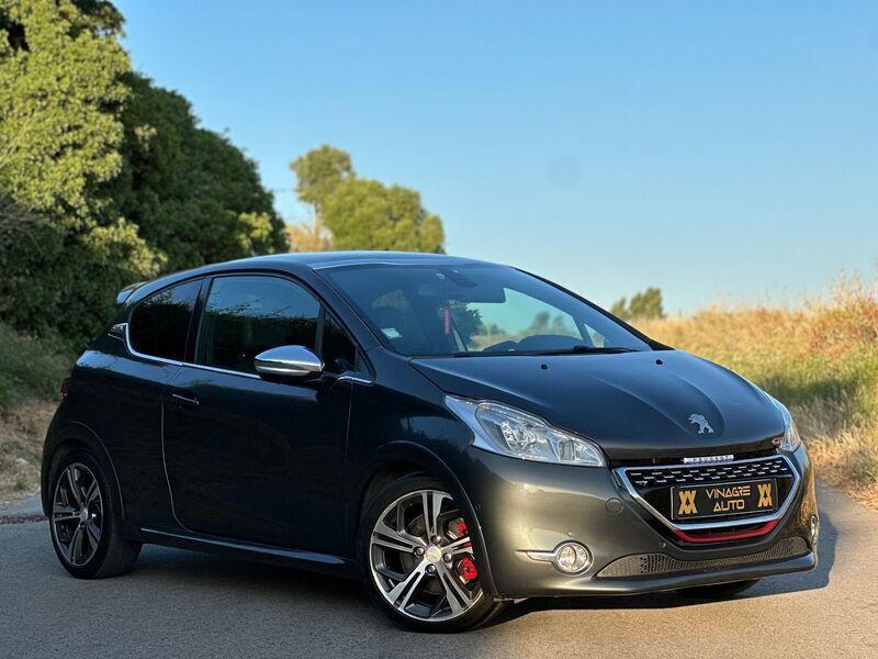 Cinza Usado 2013 Peugeot 208 GTi Citadino | € 12.390 (Preço justo) - Imagem 1/4